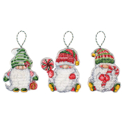 Kit suspension décorative à broder - Gnomes de Noël - Luca-S