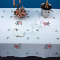 Bouquet rose et bleu - Nappe à broder rectangulaire imprimée - Luc Créations