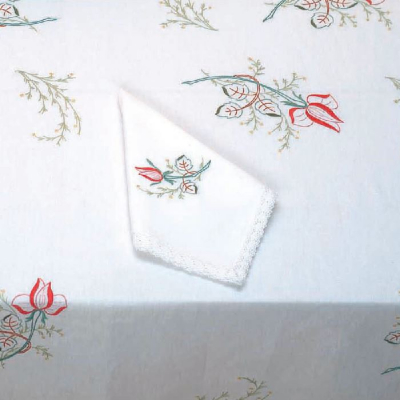 Lot de 3 serviettes imprimées la rose à broder aux points de broderie traditionnelle