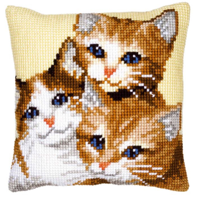 Coussin canevas gros trous 3 chatons