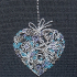 Kit de broderie avec perles motif Coeur de Noël de la marque Abris Art, tableau esprit de noël à broder avec des perles